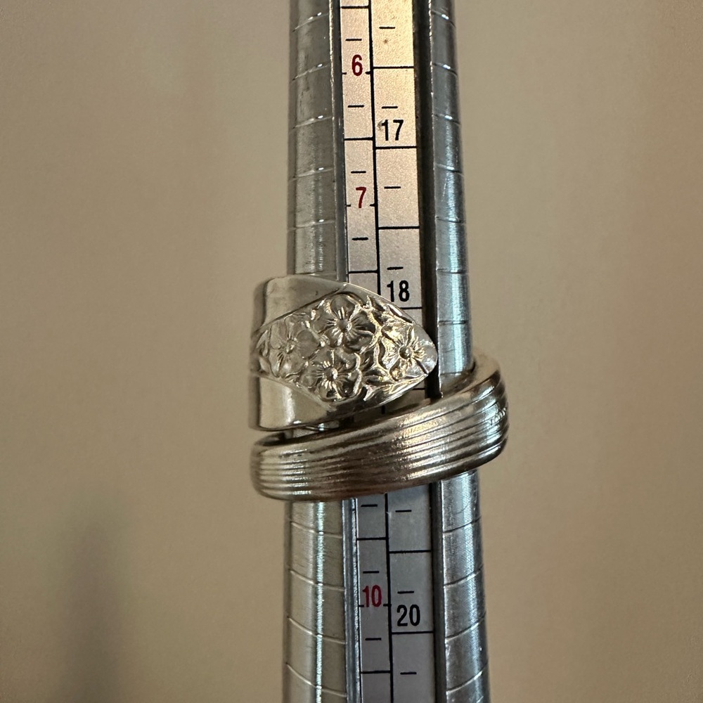 Spiral Spoon Ring - Picture 14 of 14